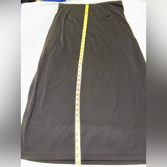 CATO Women’s Black Maxi Skirt Size 18-20. Side splits - Picture 5 of 5
